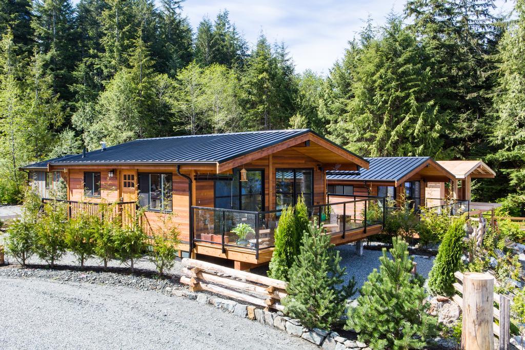 Wild Coast Chalets Port Renfrew Oda fotoğraf